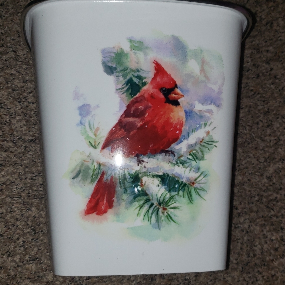 Waste basket winter Cardinal